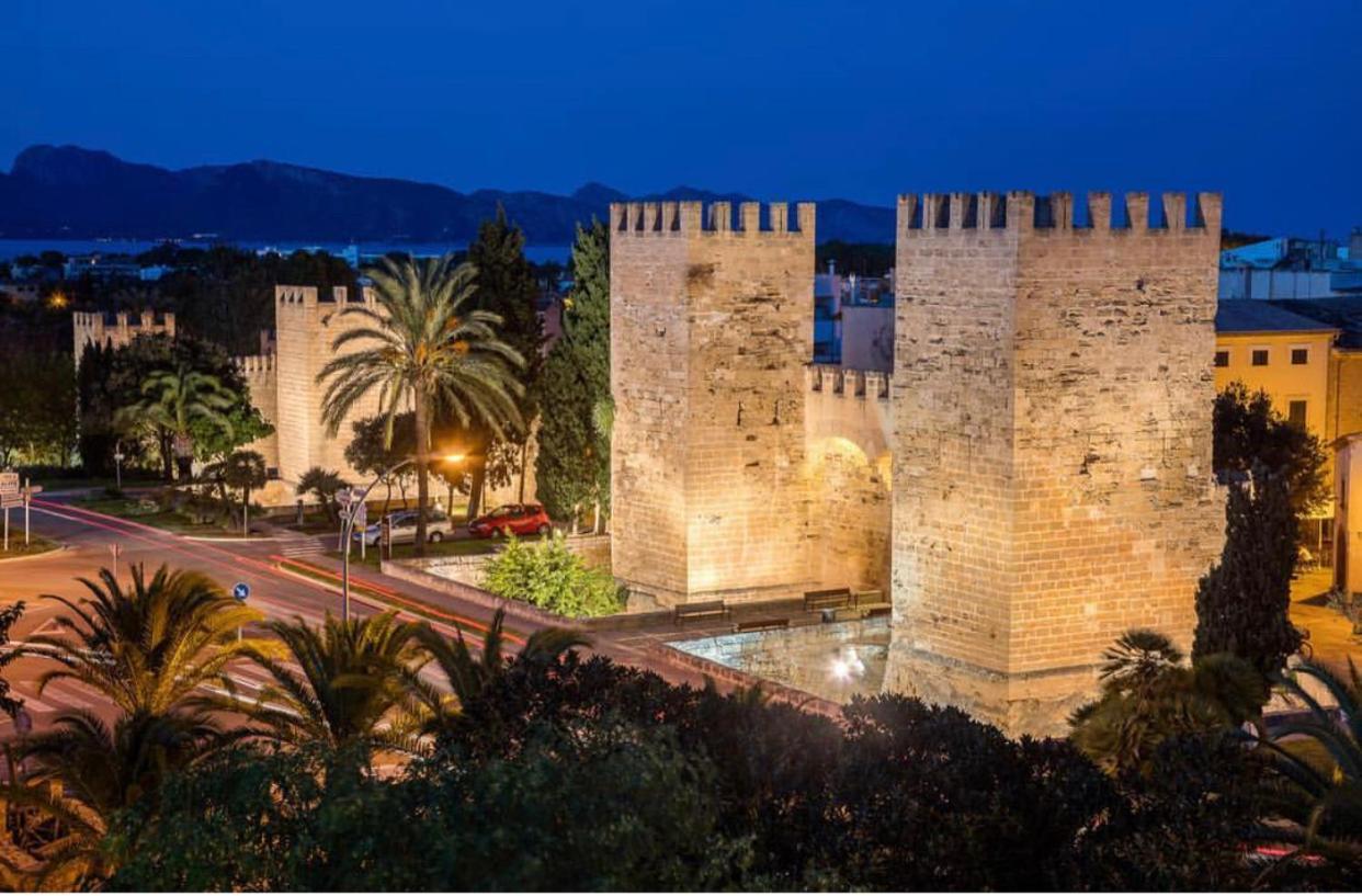 Samsara Beach Port de Alcudia  ภายนอก รูปภาพ